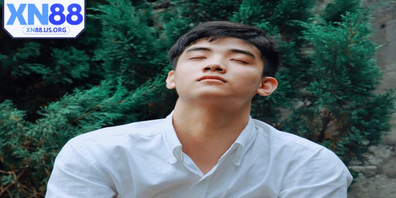 Tác giả không chạy theo xu hướng giật tít, tâng bốc quá mức